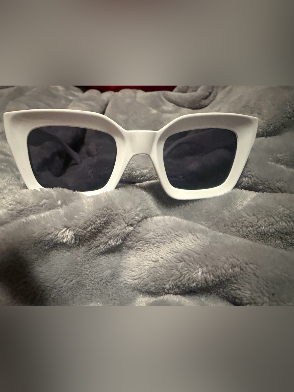 White Chunky Oversized Square Sunglasses Geometric Cat Eye Retro